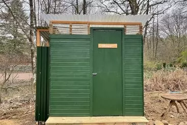 Mökkimajoitus Cosy Woodland Off Grid Shepherds Hut   Hazel