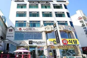 Hotell World Beach
