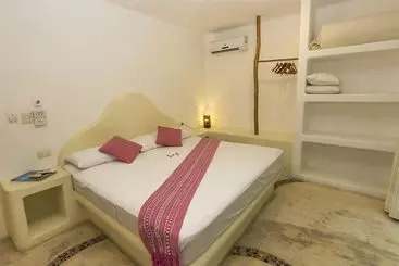 Blue Pearl Suites Apartments