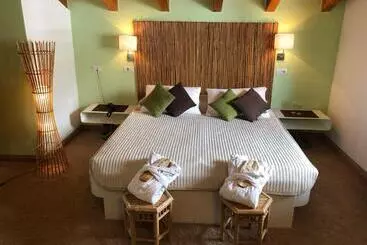 Hotel Bamboo