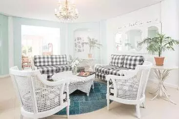 La Mision Hotel Boutique