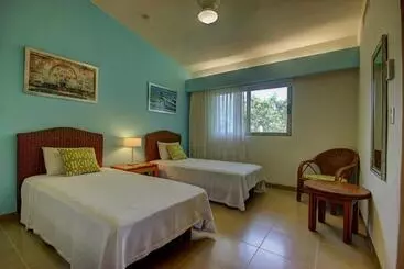 آپارتمان Riviera Maya Suites
