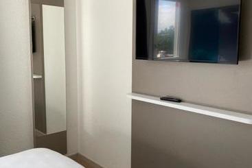 ホテル Kyriad Direct  Bourg Les Valence