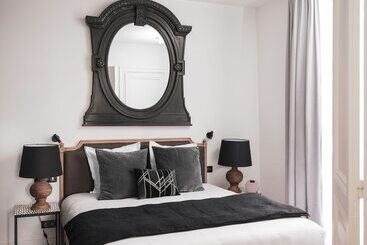 Appartements Place Royale   Maisons Du Monde Hôtel & Suites