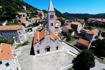 Pensió Rooms Brezak Lastovo