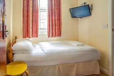 Dolphin Inn   The Lodge