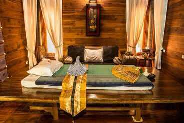 호텔 Phowadol Resort And Spa