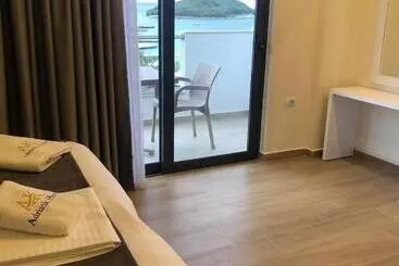 Hotel Adriatik Ksamil