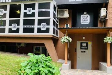 هتل міні готель білий квадрат