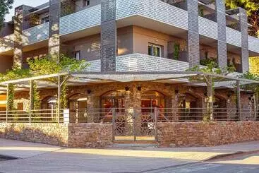 Hotelli Hôtel La Ménado