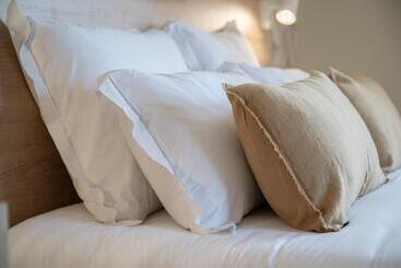 בית מלון כפרי Hôtel La Ménado