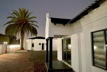 Pension Thamani Guest House