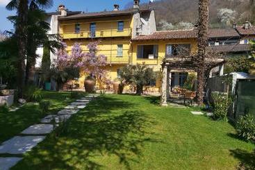 B&b Romantico Palazzo Dei Ulivi