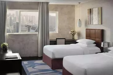 Dubai Marriott Harbour Hotel And Suites