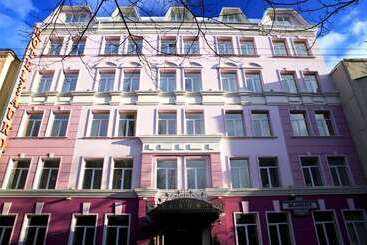 ホテル Aurora Premier