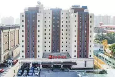هتل Ibis Shanghai Lianyang
