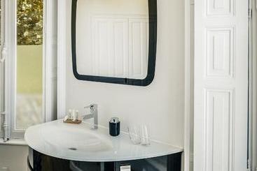 مبيت وإفطار Château Des Orchidées En Val De Loire