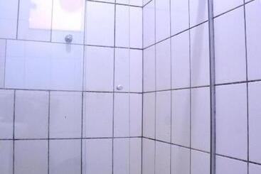 ペンション Pousada Universal