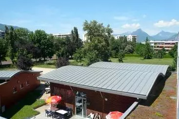 Auberge De Jeunesse Hi Grenoble