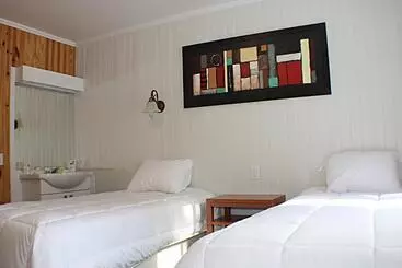 Auberge Du Sportif St Tite Des Caps