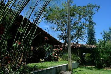 Bed and Breakfast Casa El Cedro