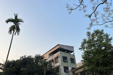 Hotelli O New Town Road Near Tata Medical Hospital