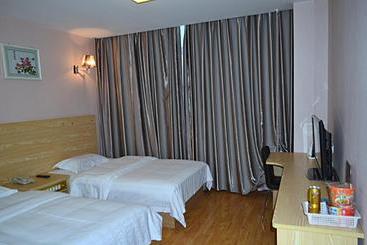 Junyi Hotel Shandong Qingdao Huangdao District Shiyou University