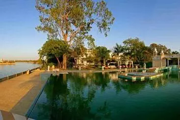 Hotel Udai Bilas Palace