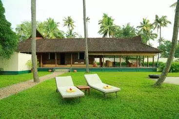 Hotel Vismaya Lake Heritage
