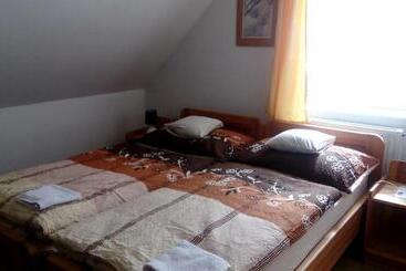 Majatalo Penzion Edelštejn