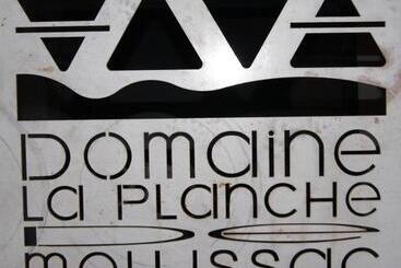 민박 Domaine De La Planche De Melussac