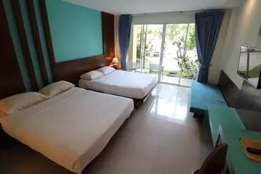 Hotel Baan Karon Resort