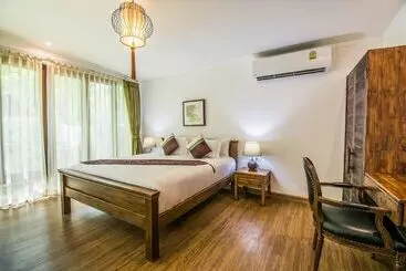 هتل Eoutfitting Doikham Resort