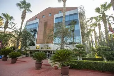 Szálloda Fame Beach