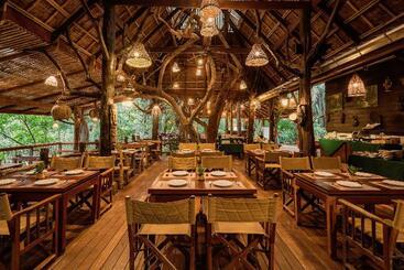 هتل Hintok River Camp