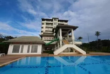 酒店 Khanom Golden Beach