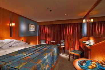Hotel Lady Mary Nile Cruise