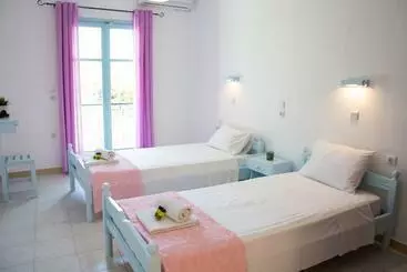 Maria's Apartments