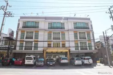 Crown Regency Hotel Makati