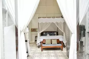 Hotel Proud Phu Fah Maerim Resort