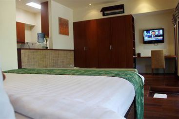 Grand Avenue Boutique Villas & Spa