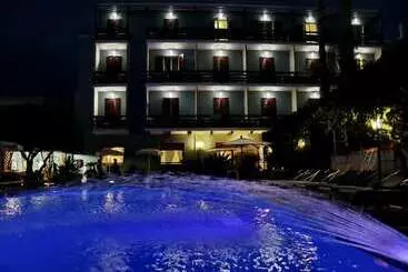 Hotel La Playa