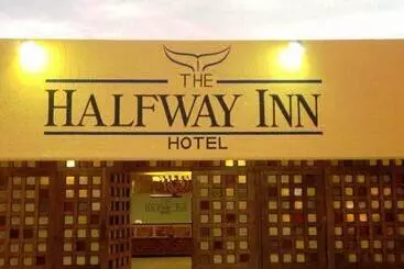 Отель The Halfway Inn