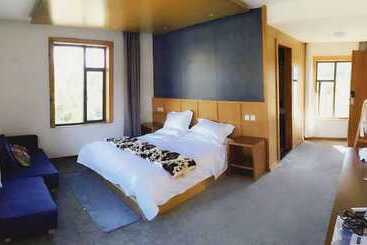 Shangri La Youyou Inn