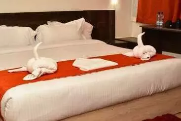 هتل Old Station Lounge Naivasha