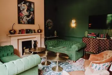 Hotel Ingleside House