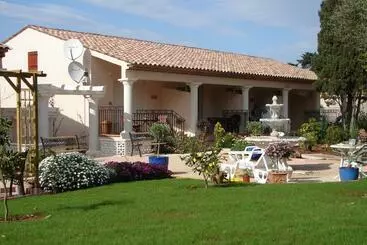 Huoneistohotelli L Orangeraie Du Cap