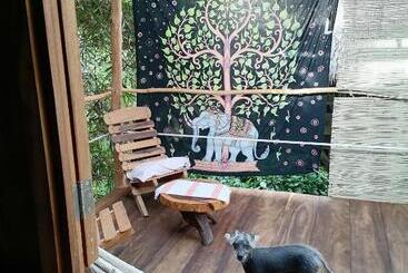 ペンション Castillo Oasis