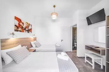 アパートメント Happy Days