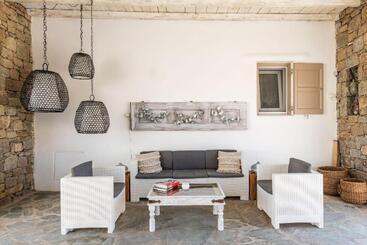 酒店 Eleni's Village Suites